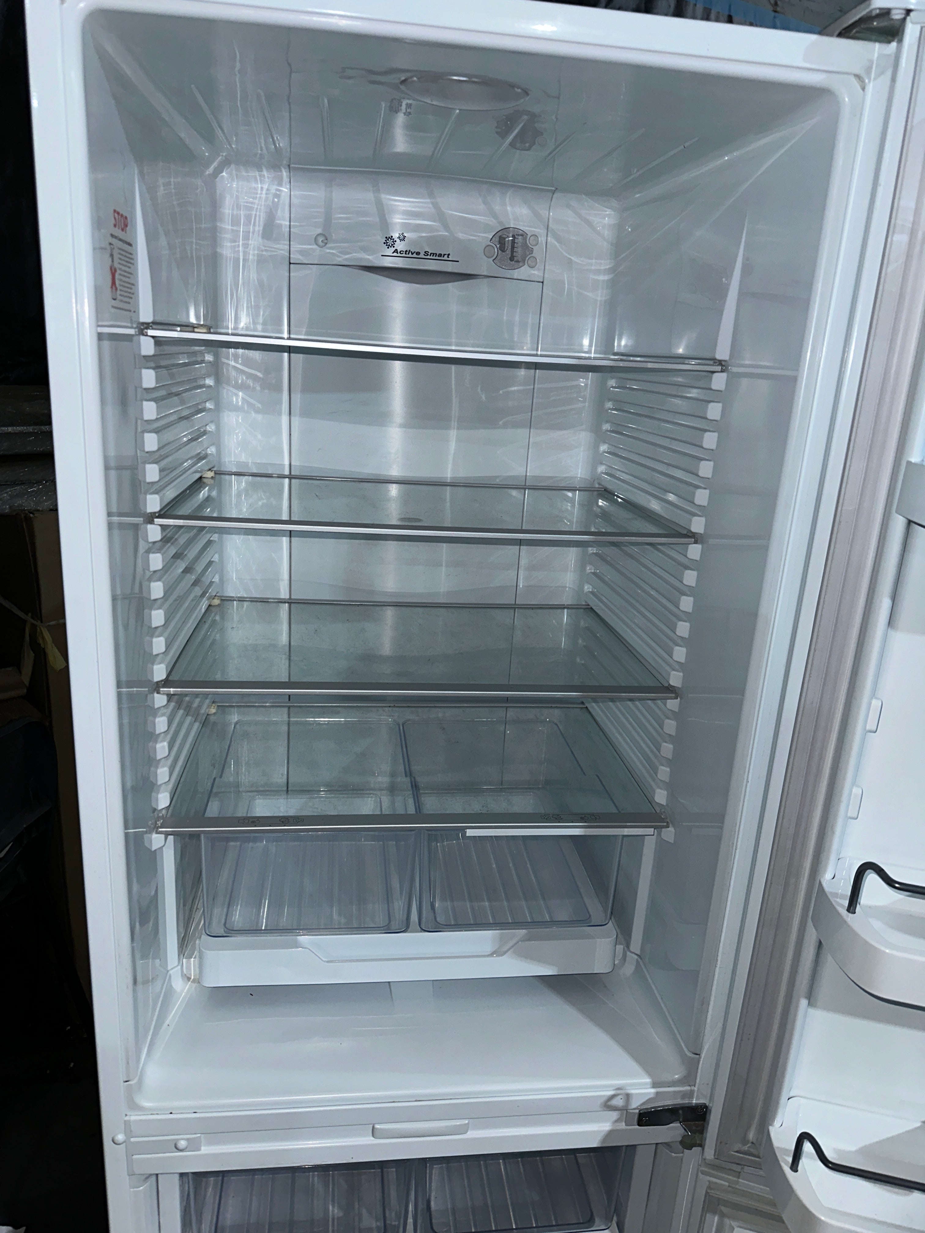 E402BRE Bottom Mount Fisher & Paykel Refrigerator