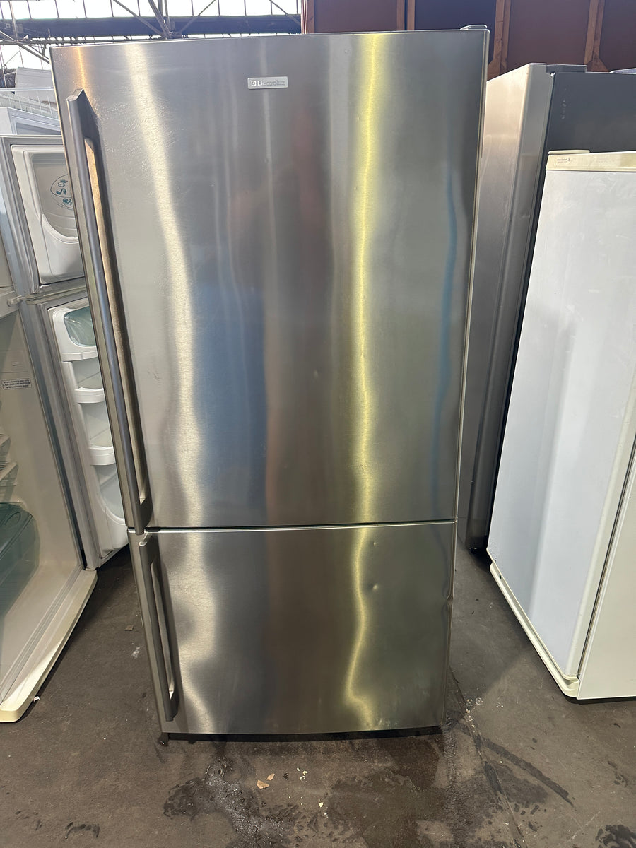 EBM5100SC-R Electrolux 510 L Bottom Mount Fridge Freezer | Sydney ...