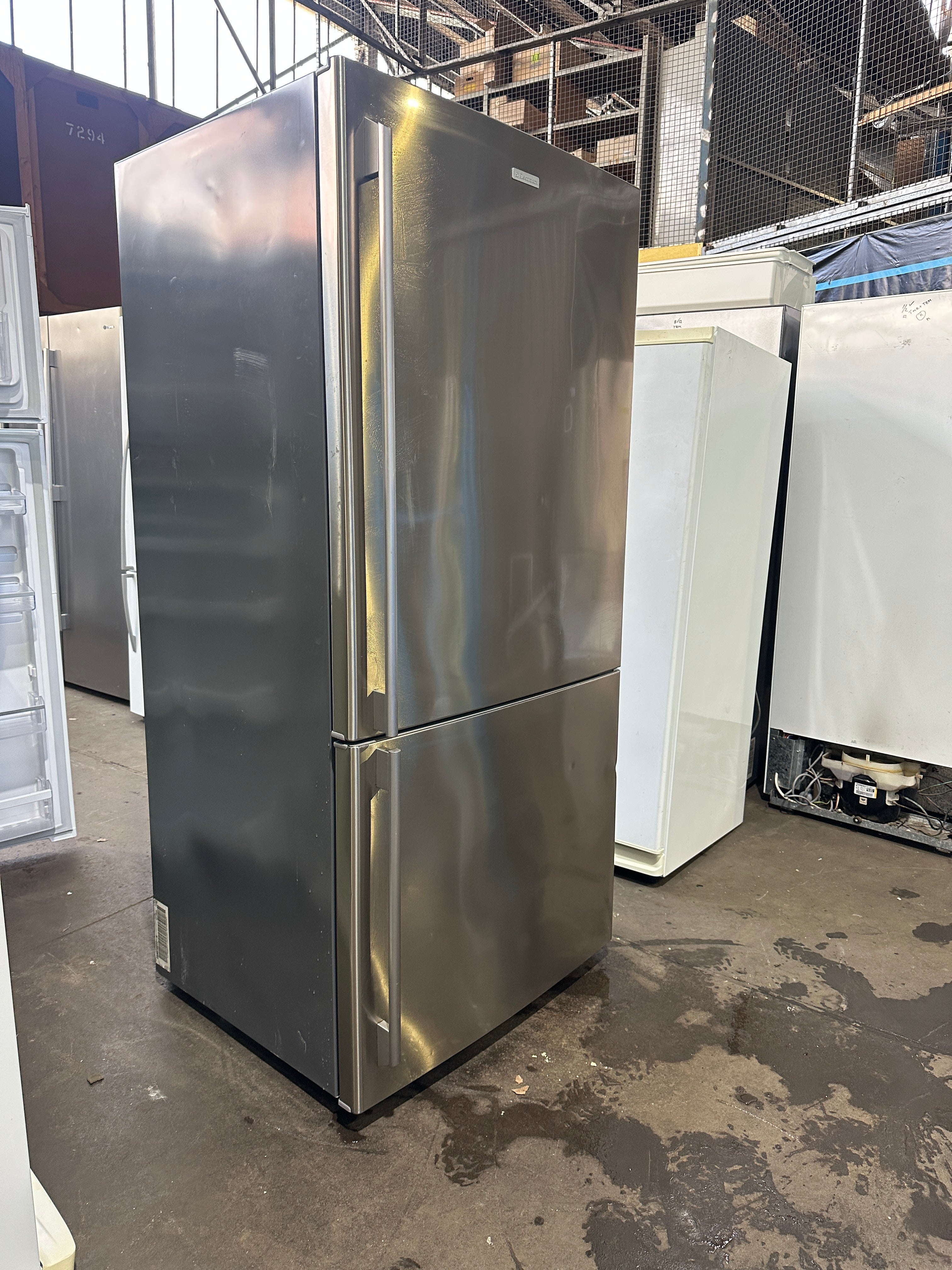 EBM5100SC-R Electrolux 510 L Bottom Mount Fridge Freezer - Sydney Appliances Outlet