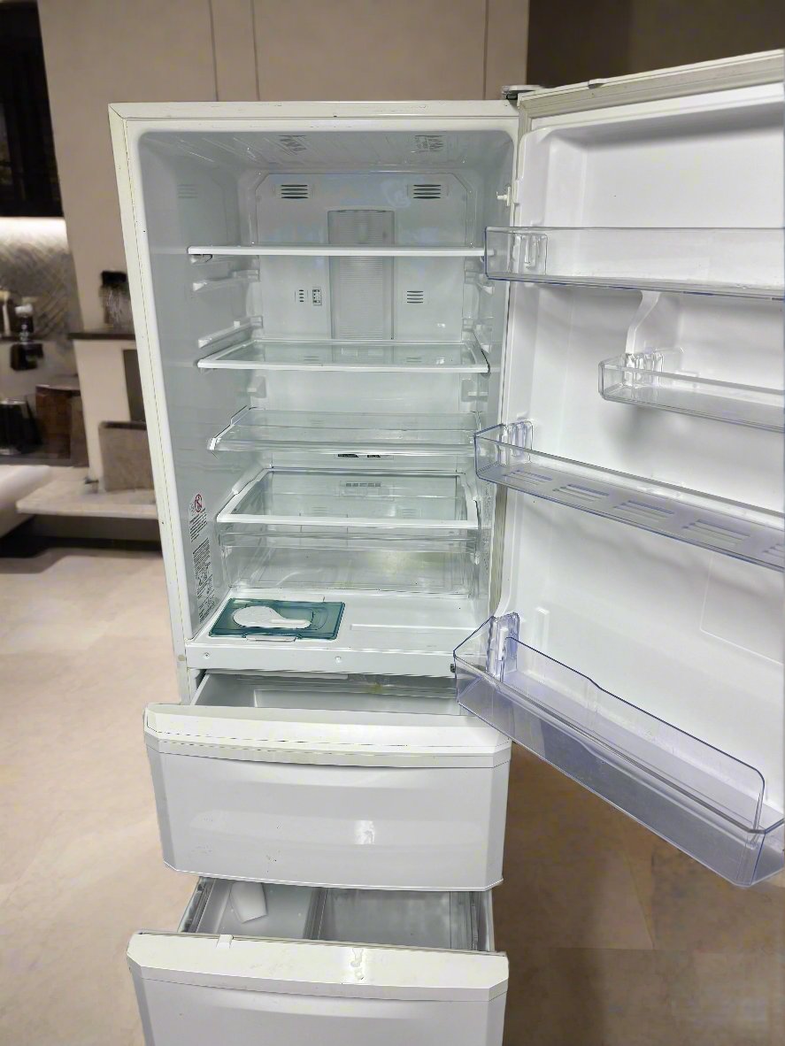 MR-C405C-W-A1 Mitsubishi 406 L bottom mount fridge freezer