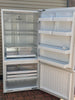 494 L Fisher & Paykel RF522BRPW6 Bottom Mount Refrigerator