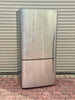 519 L Fisher & Paykel E522B Bottom Mount Stainless Refrigerator