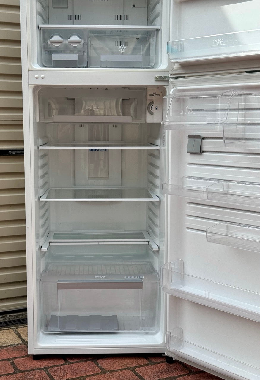 Westinghouse 340L Top Mount Fridge WTB3400WA